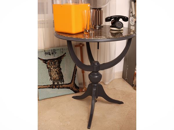 Tavolino da appoggio laccato grigio