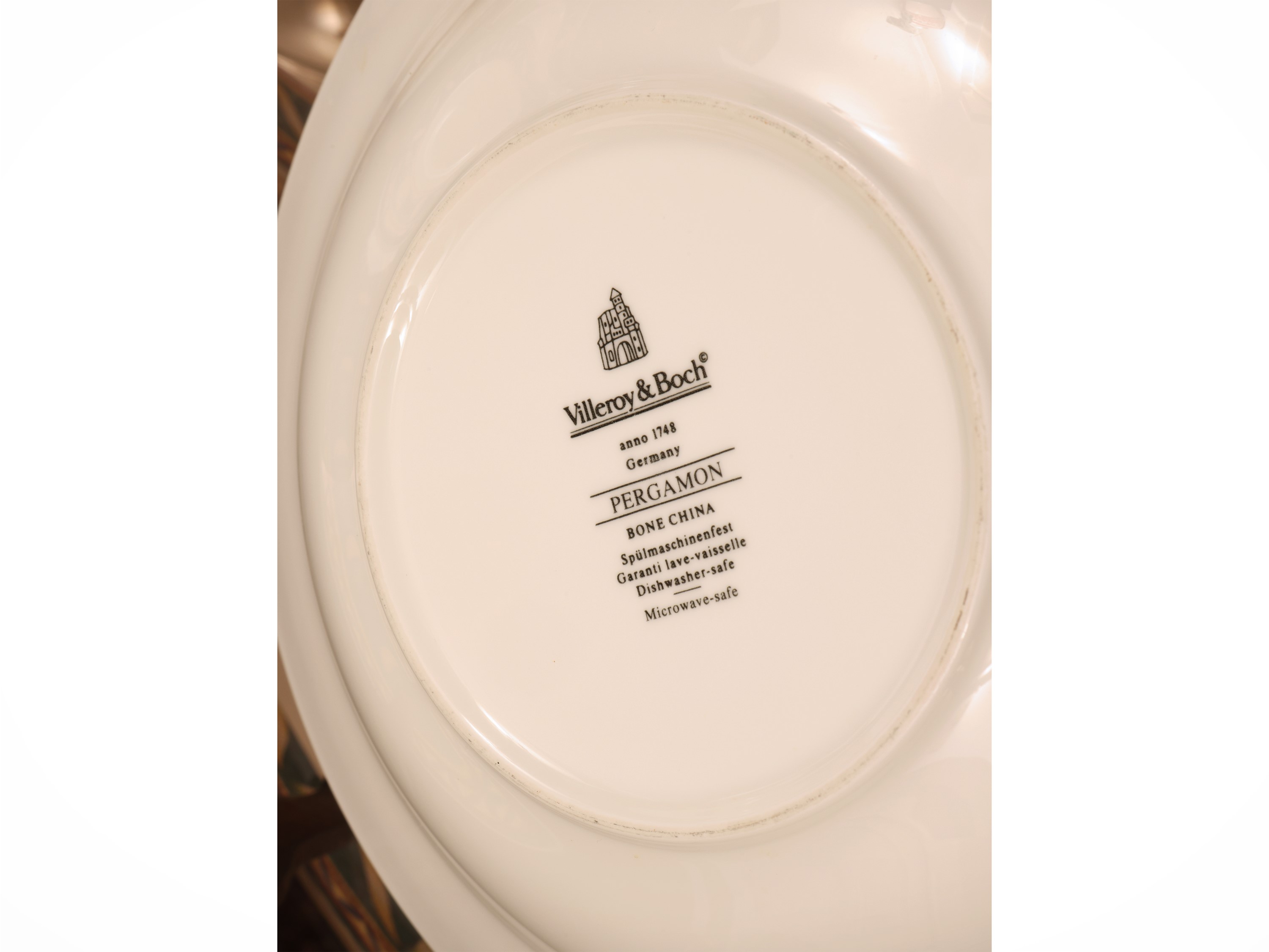 Villeroy & Boch, Servizio di piatti in porcellana con decorazione “Pergamon” e accessori