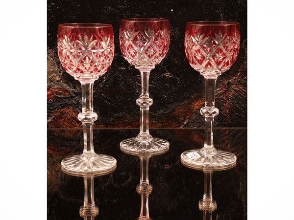 Serie di otto calici in cristallo doppio color rubino