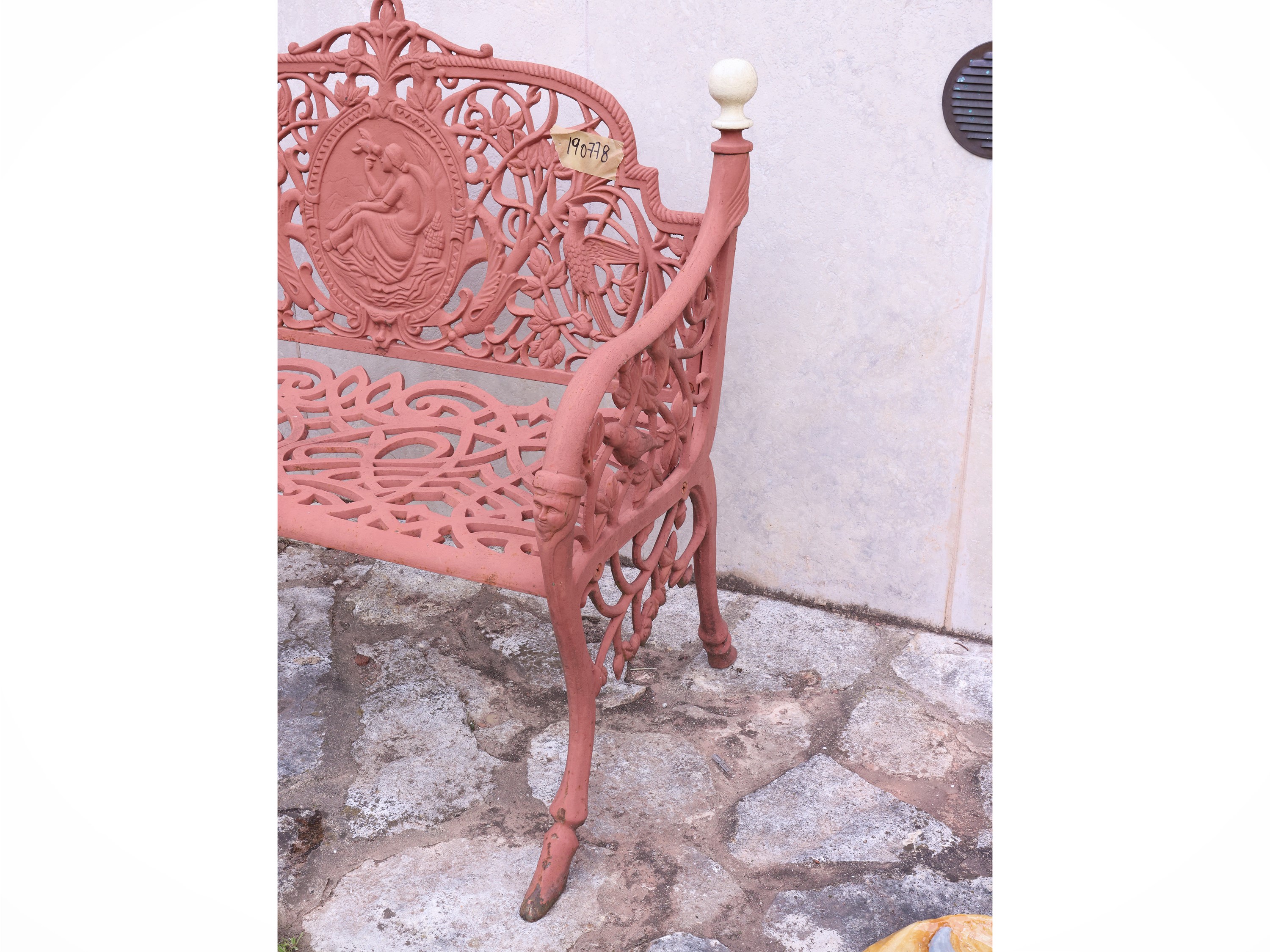 Panchina da giardino in ghisa, inizio XX secolo