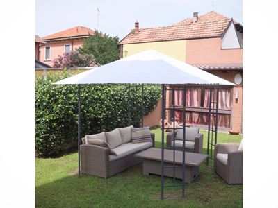 Gazebo da giardino, struttura in metallo laccato nero