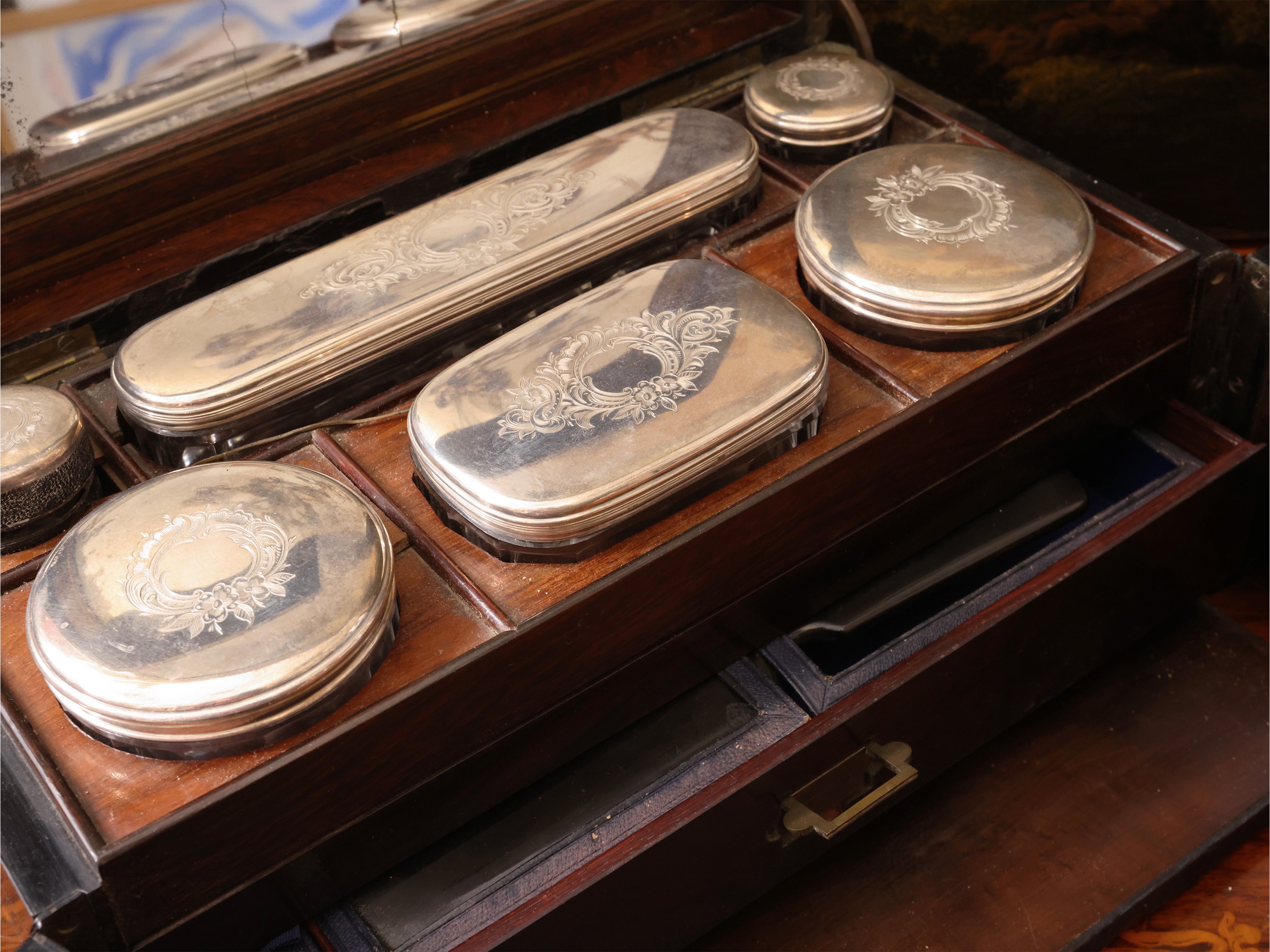 Necessaire da viaggio, legno ebanizzato, metà XIX secolo