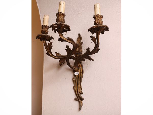 Coppia di applique in bronzo dorato  - Asta Déballage. Occasioni in asta - Maison Bibelot - Casa d'Aste Firenze - Milano