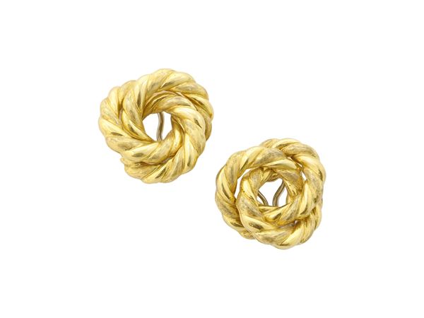 Pair of clip earrings in 18Kt yellow and white gold  (1960s)  - Auction Jewels and Watches - Maison Bibelot - Casa d'Aste Firenze - Milano