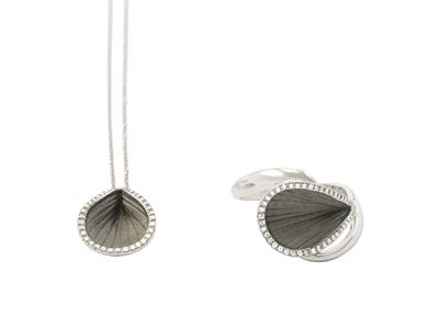 Cammilli, Demi Parure in Oro White Ice e Oro Black Lava 18kt e Diamanti