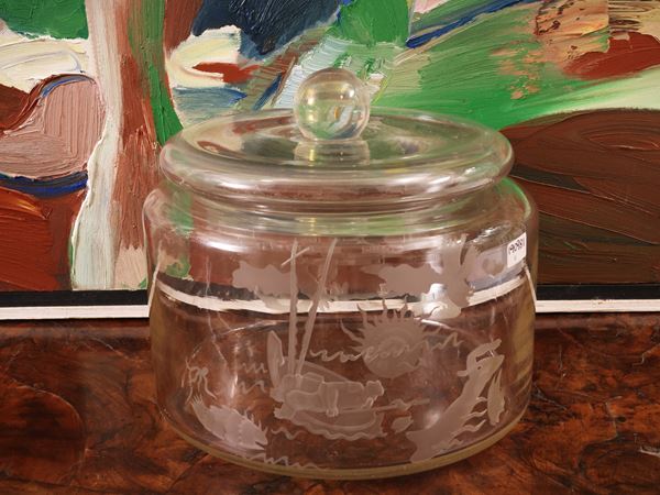 Colorless glass vase
