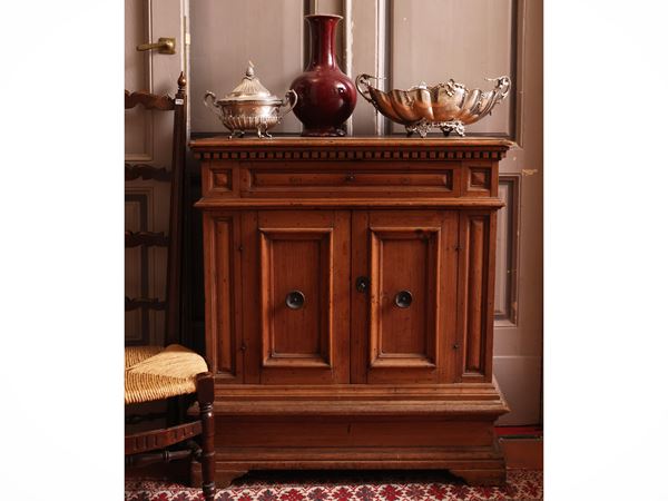 Due complementi di arredo