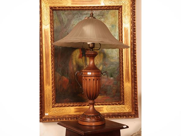 Wooden table lamp