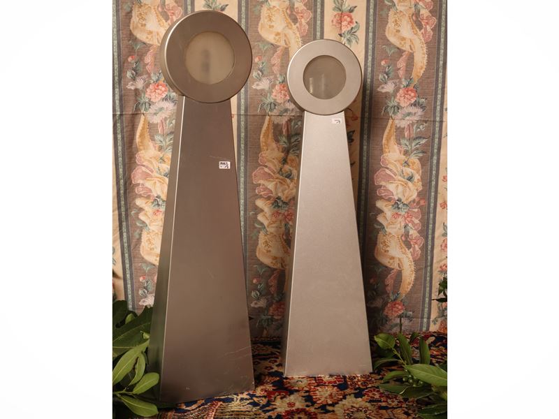 Martinelli Luce (attrib.), Serie di tre applique in acciaio, anni Ottanta