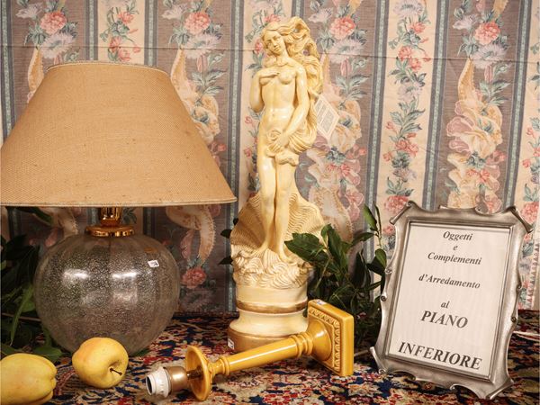 Decorative accessories