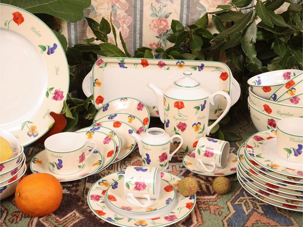 Porcelain dinner service