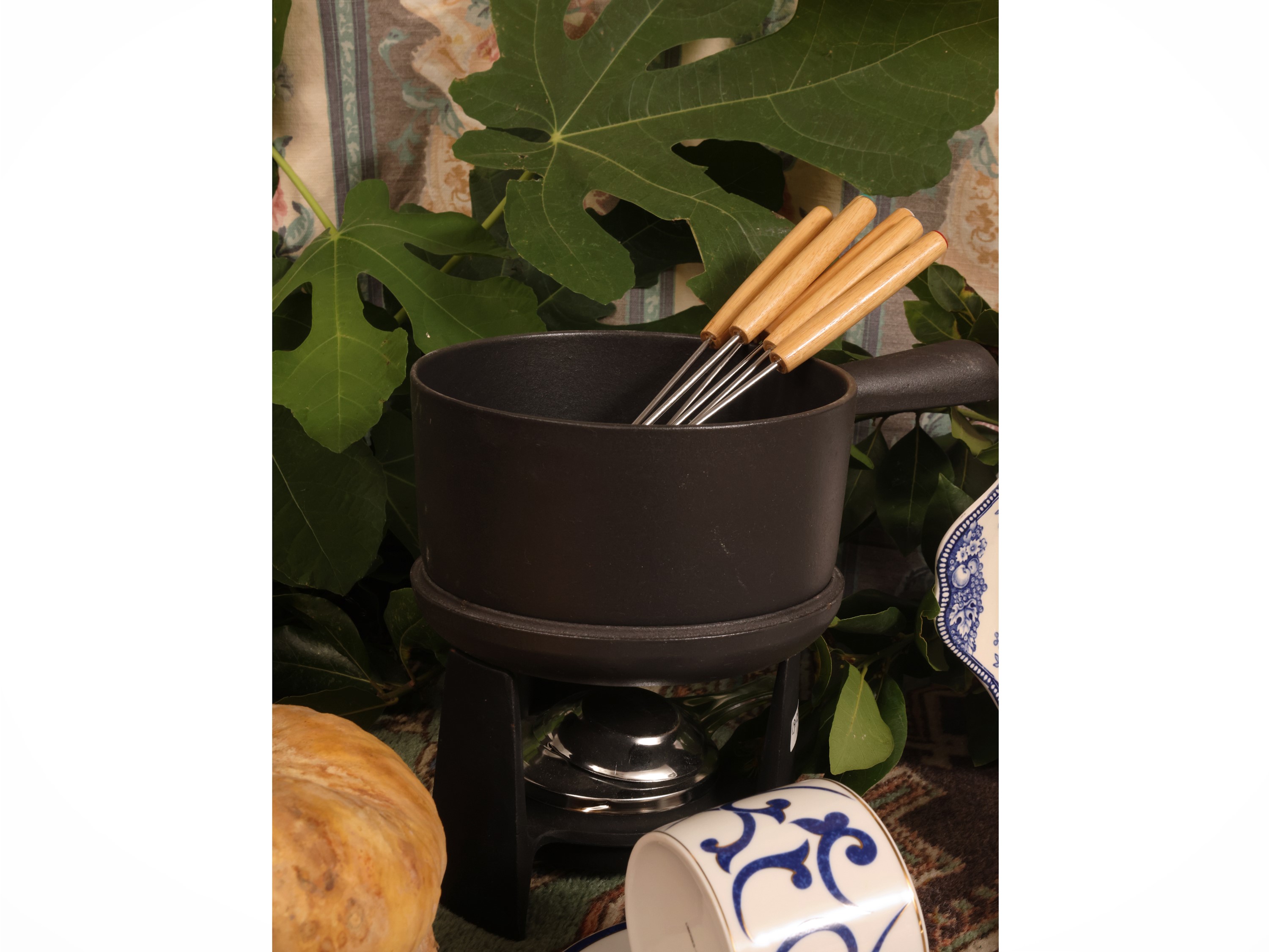 Servizio da tè in porcellana, Limoges, decorazione nei toni del blu