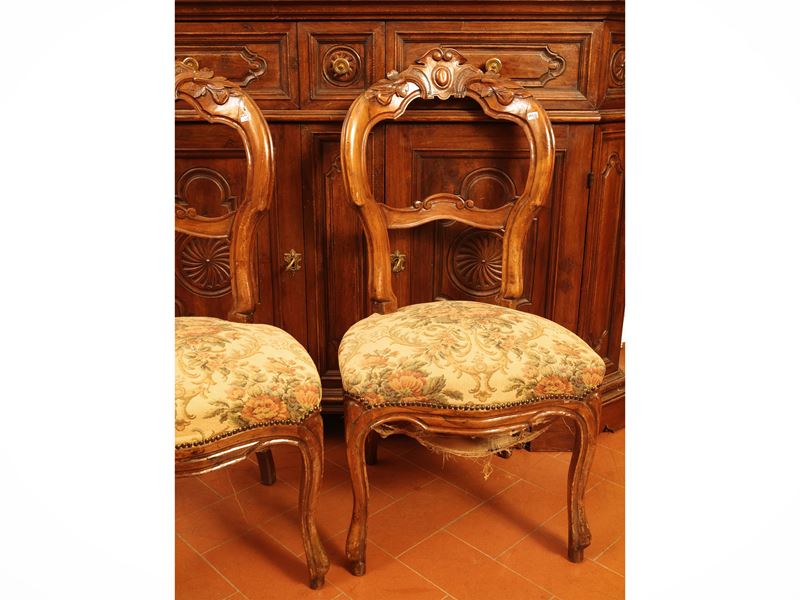 Sei sedie in stile Luigi Filippo, struttura in legno con seduta imbottita