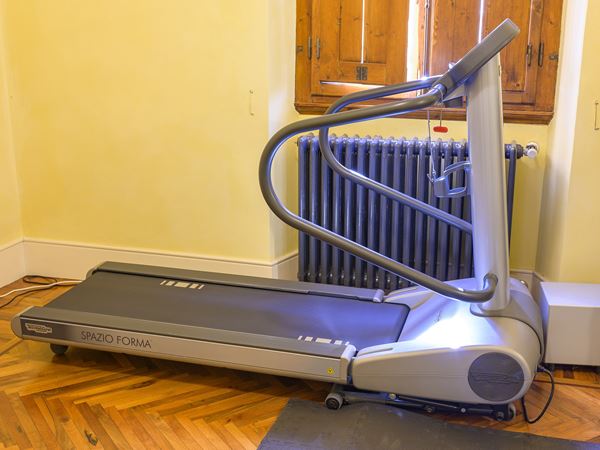 Spazio Forma treadmill, Technogym