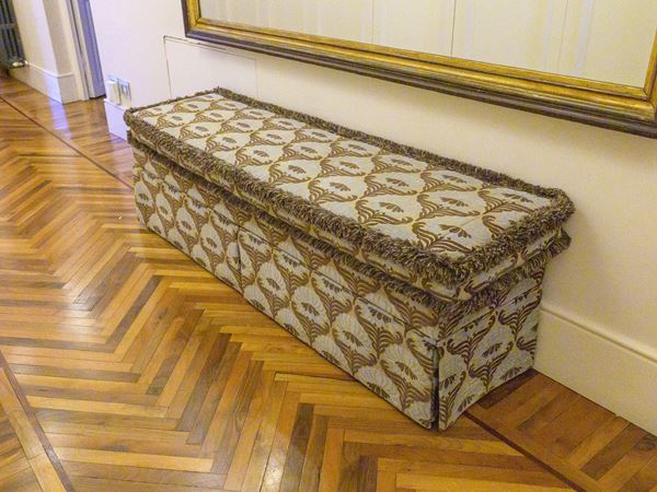 Padded bench pouf  - Auction A Villa in Florence - Maison Bibelot - Casa d'Aste Firenze - Milano