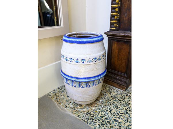 Piccolo orcetto decorativo in maiolica  - Asta Una villa a Firenze - Maison Bibelot - Casa d'Aste Firenze - Milano