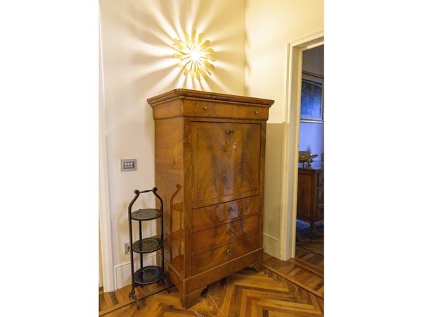 Secretaire impiallacciato in piuma di noce