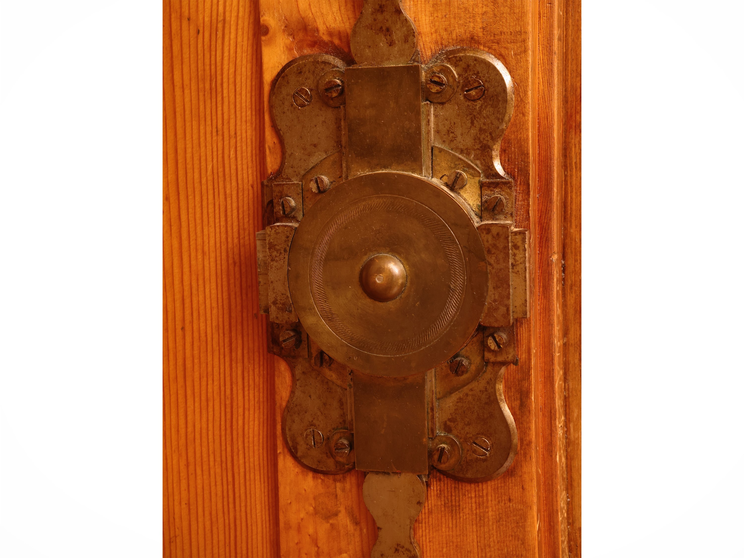 Grande armadio guardaroba in legno tenero, XIX secolo