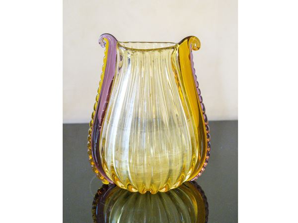 Vaso in vetro costolato color ambra Murano