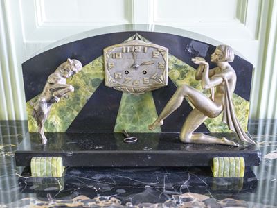 Orologio Art Déco da tavolo, in marmo, onice e metallo, inizio XX secolo