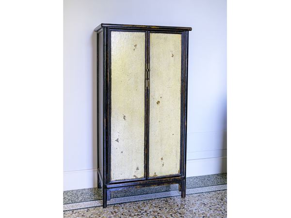 Small wardrobe in black and ivory lacquer