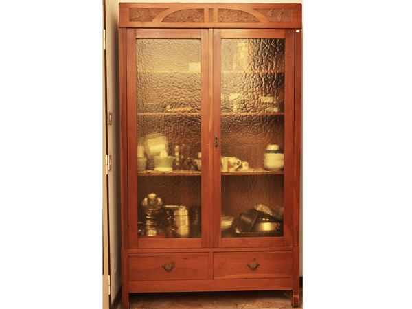 Libreria cristalliera Art Nouveau in legno tenero