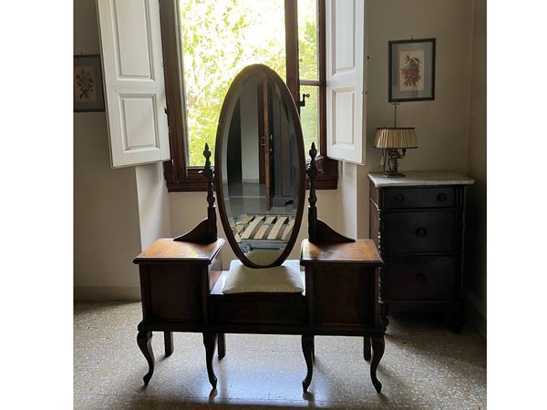 Toilette in noce  (inizio del XX secolo)  - Asta Una villa a Firenze - Maison Bibelot - Casa d'Aste Firenze - Milano