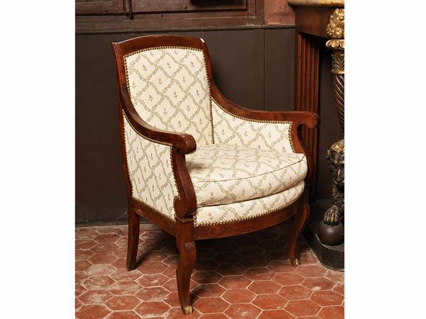 Poltroncina in noce  (seconda metà del XIX secolo)  - Asta Una villa a Firenze - Maison Bibelot - Casa d'Aste Firenze - Milano