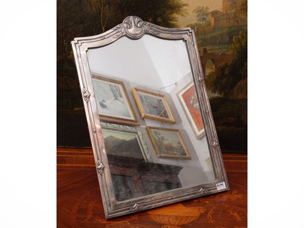 Specchiera da toilette con cornice rivestita in argento
