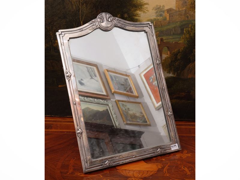 Specchiera da toilette, cornice rivestita in argento, inizio XX secolo