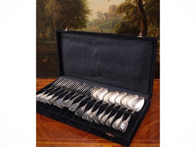 Jean-François Oury, Set di posate in argento 950 con punzoni di Parigi (prima metà del XIX secolo...