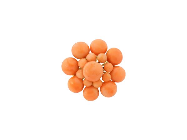 A Sciacca coral brooch in 18K yellow gold  (Second half of the 19th century)  - Auction Jewels and Watches - Maison Bibelot - Casa d'Aste Firenze - Milano