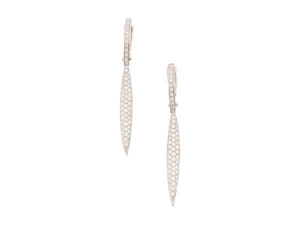 Pair of diamonds earrings in 18K white gold  (90s)  - Auction Jewels and Watches - Maison Bibelot - Casa d'Aste Firenze - Milano