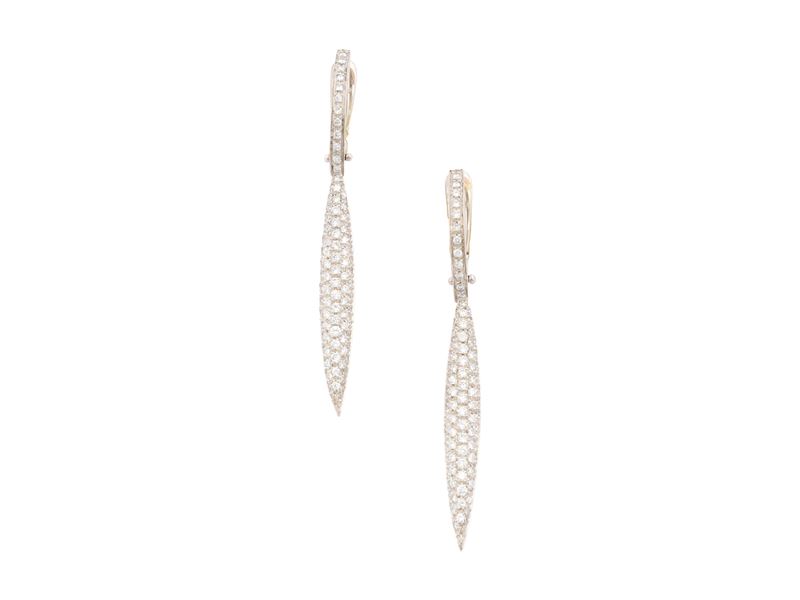 Orecchini, oro bianco 18 kt e diamanti, anni '90