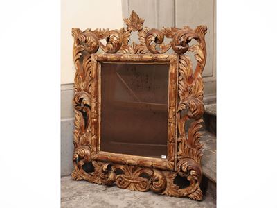 Specchiera con Cornice in Legno Intagliato e Dorato