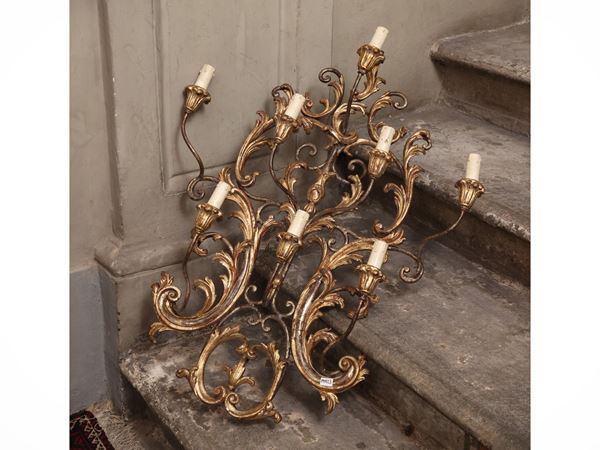 Applique in carved and gilded wood and metal