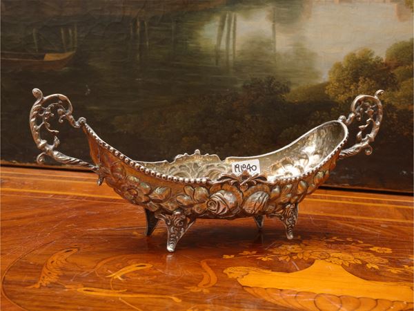 Small silver basket basket
