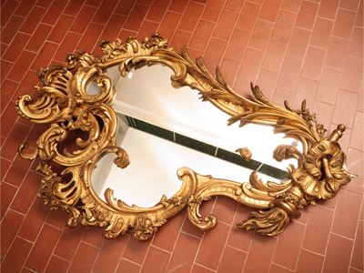 Specchiera con cornice in legno intagliato e pastiglia dorata, XIX/XX secolo