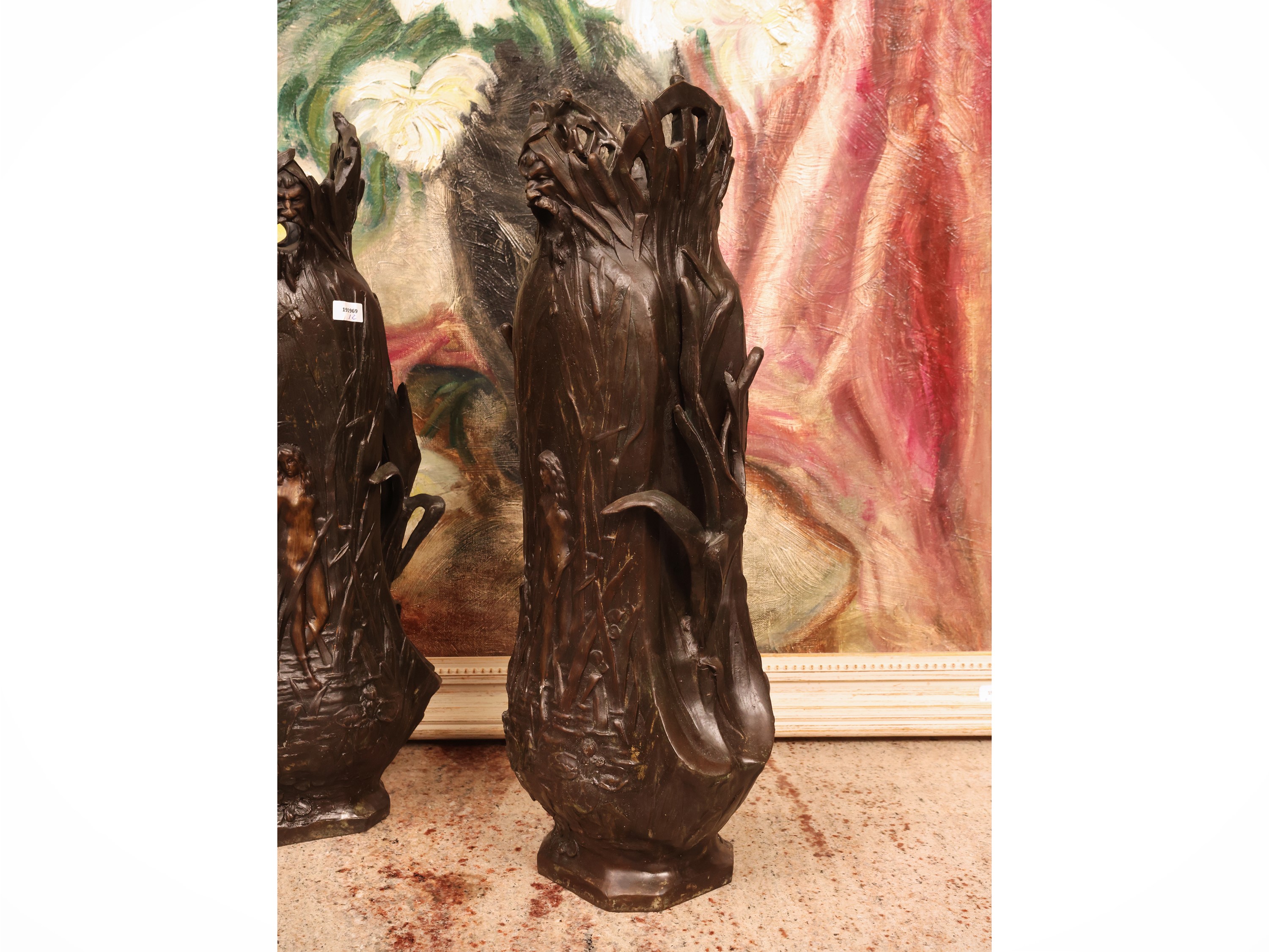 Coppia di grandi vasi, bronzo patinato in stile Art Nouveau, inizio XX secolo