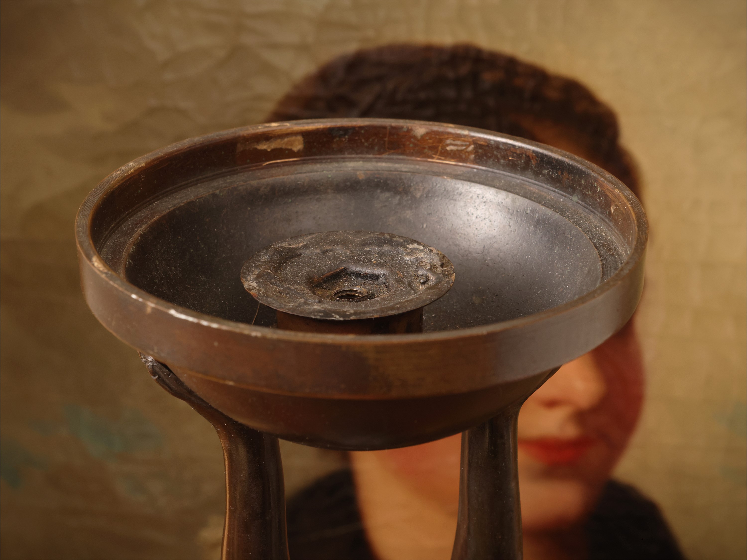 Scultura in bronzo patinato, figura di nudo femminile Art Decò, inizio XX secolo