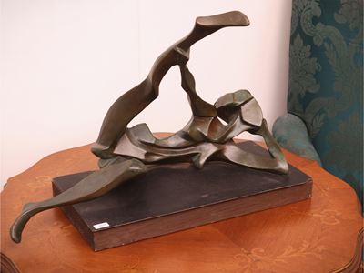 Nudo femminile, scultura in bronzo firmata su base in legno
