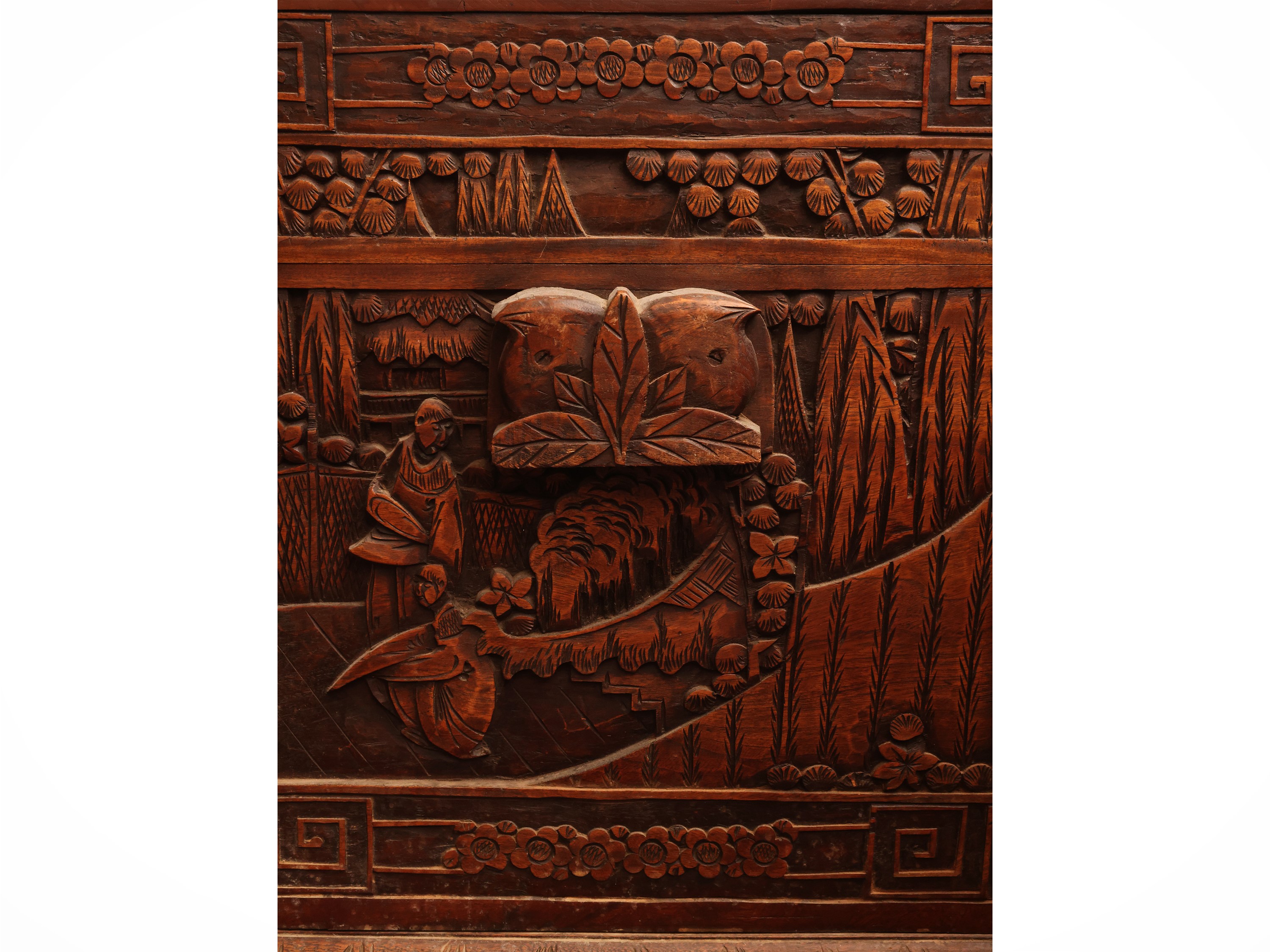 Cassapanca in legno di canfora, Cina, inizio XX secolo