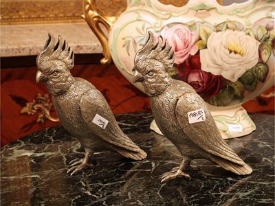 Coppia di pappagalli, metallo argentato, stile decorativo