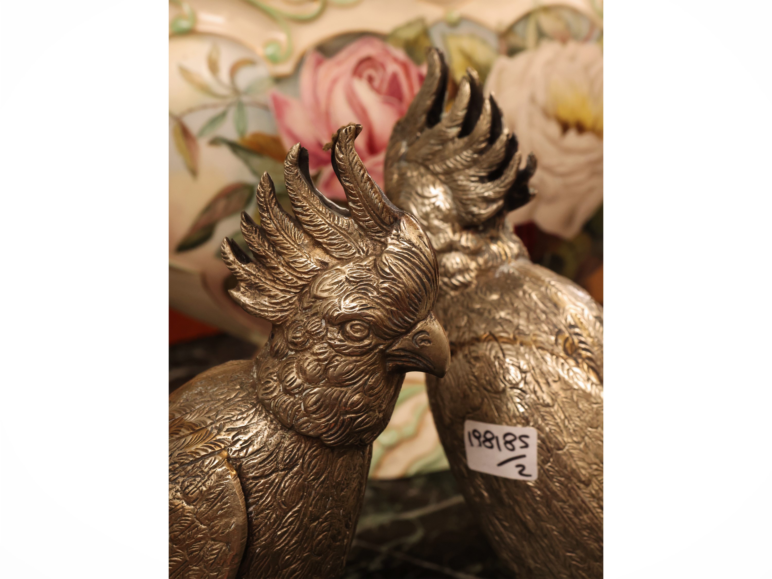Coppia di pappagalli, metallo argentato, stile decorativo