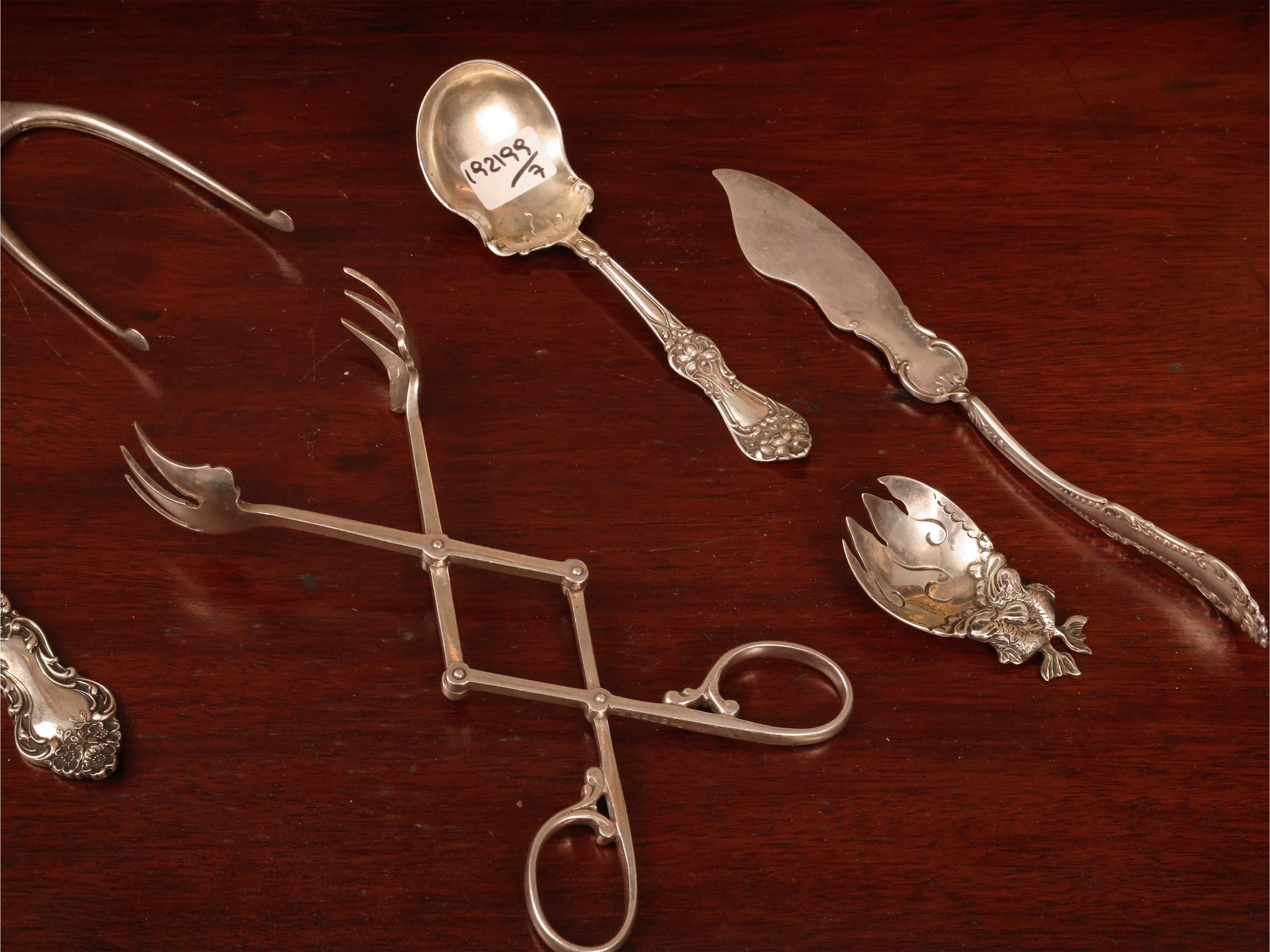 Assortimento di posate in argento sterling, gr 330 (7 pezzi)