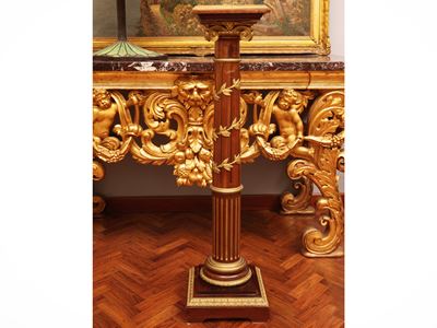 Colonna portasculture in mogano, piano in marmo breccia di Aleppo e bronzo dorato, XIX secolo