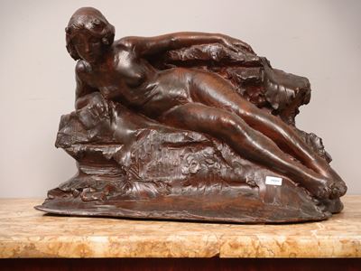 Gruppo scultoreo in bronzo, nudo femminile disteso (inizio XX secolo)