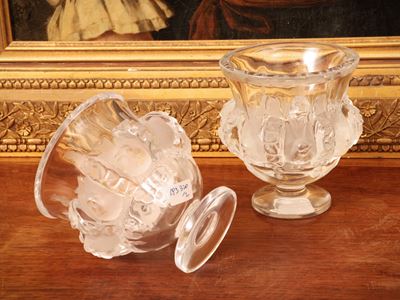 Vaso in cristallo Lalique, altezza 12,5 cm