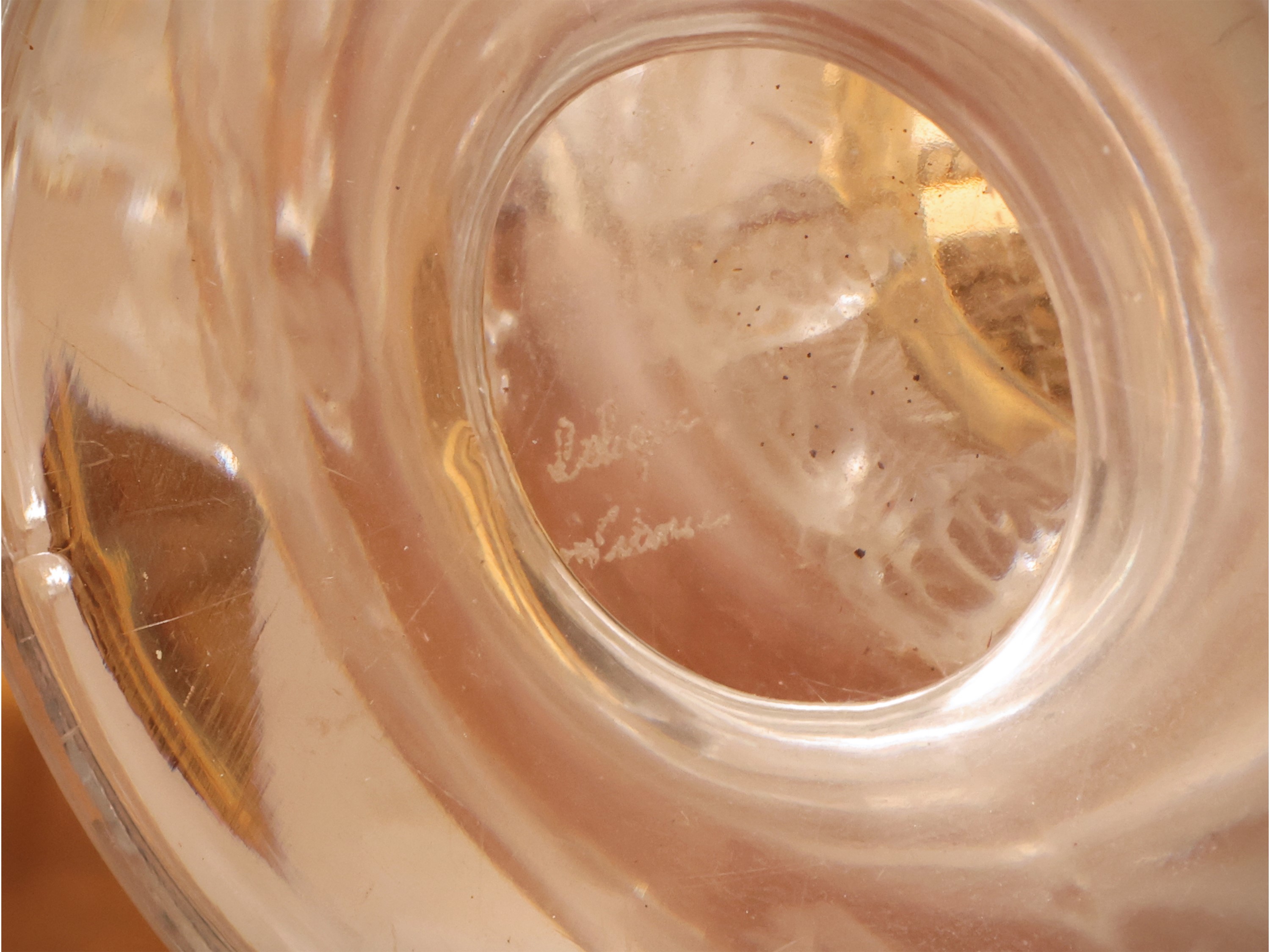 Vaso in cristallo Lalique, altezza 12,5 cm