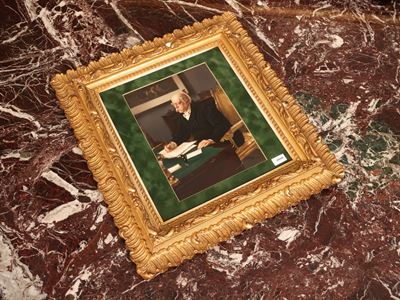Manifattura KPM di Berlino, Ritratto di Otto von Bismarck nel suo studio